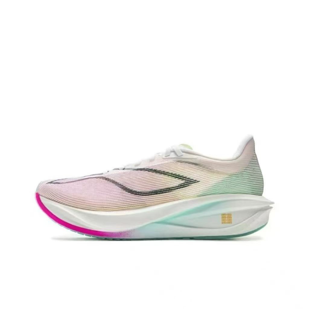 Nowe ultralekkie męskie buty s – Sneaker Career recenzja i cena